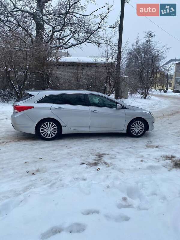 Универсал Hyundai i40 2012 в Киеве