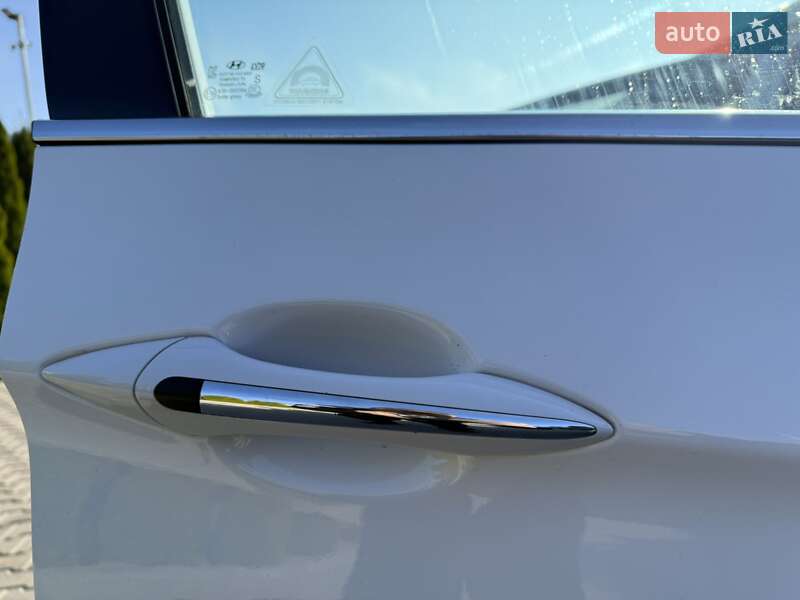 Универсал Hyundai i40 2016 в Дубно фото 18 Универсал Hyundai i40 2016 в Дубно