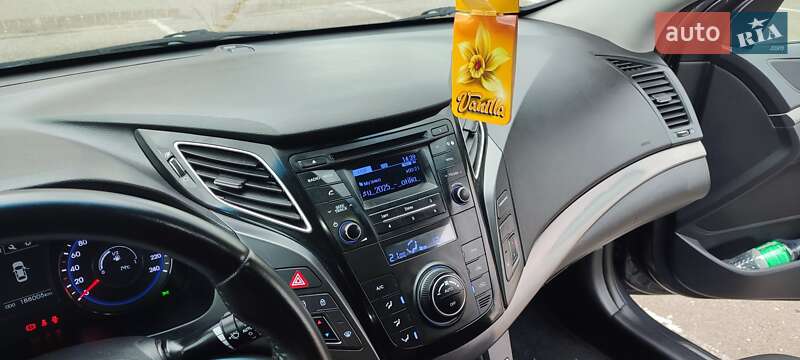 Седан Hyundai i40 2015 в Днепре