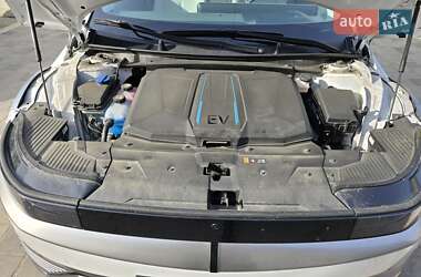 Внедорожник / Кроссовер Hyundai Ioniq 5 2022 в 