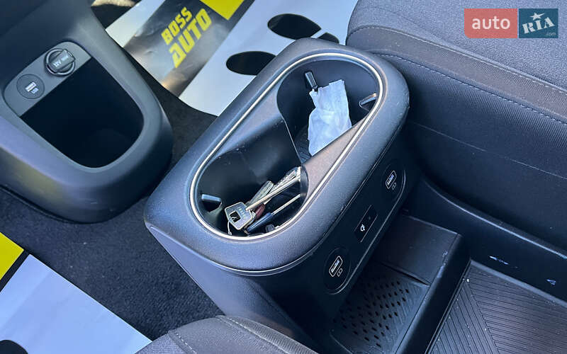 Внедорожник / Кроссовер Hyundai Ioniq 5 2024 в Коломые фото 12 Внедорожник / Кроссовер Hyundai Ioniq 5 2024 в Коломые