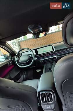 Фастбэк Hyundai Ioniq 6 2023 в 