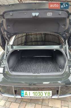 Фастбэк Hyundai Ioniq 6 2023 в 