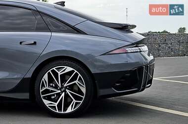 Фастбэк Hyundai Ioniq 6 2023 в 