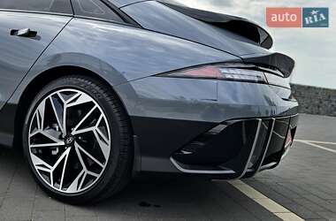 Фастбэк Hyundai Ioniq 6 2023 в 