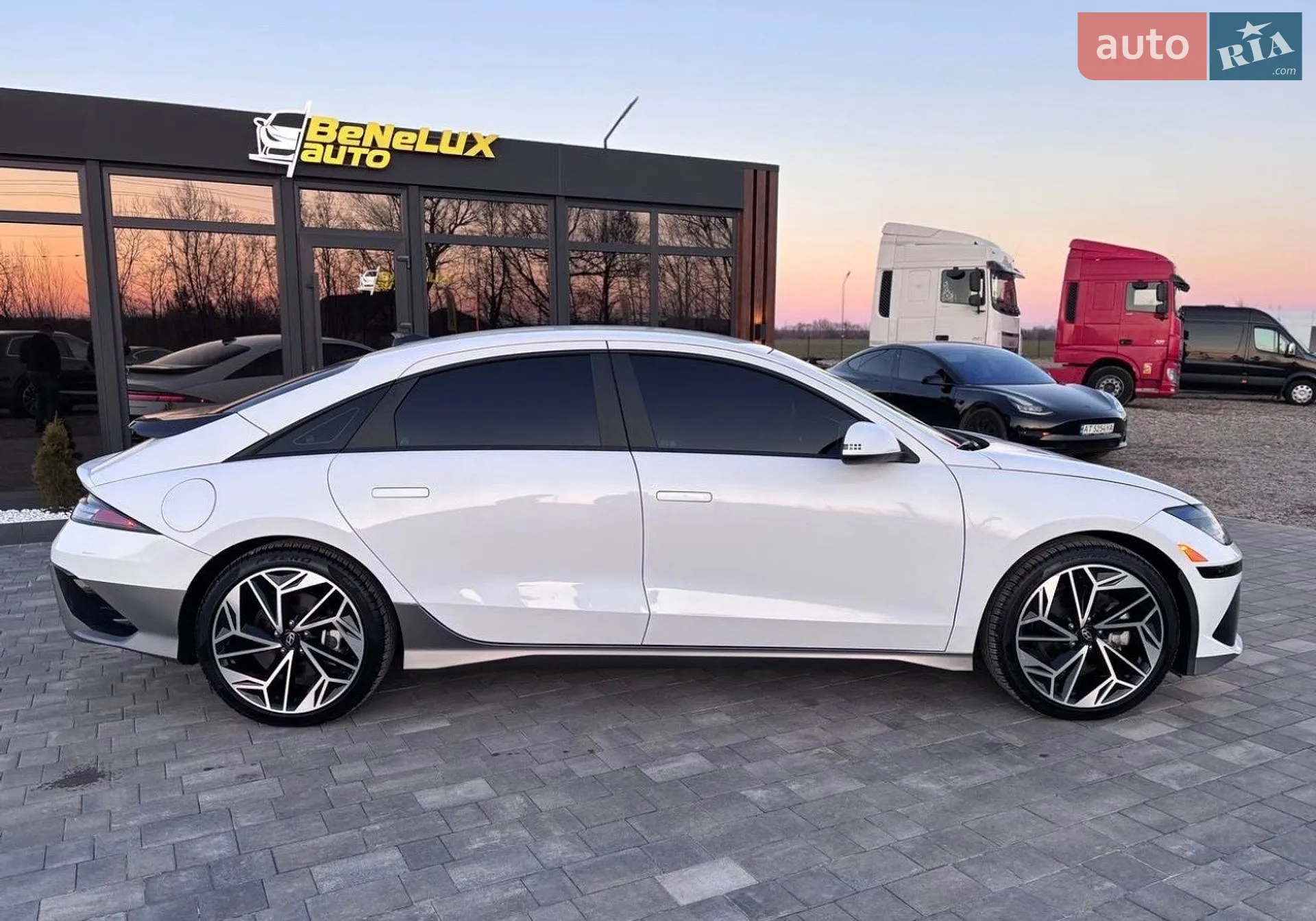 2023 Hyundai IONIQ - мініатюра 9