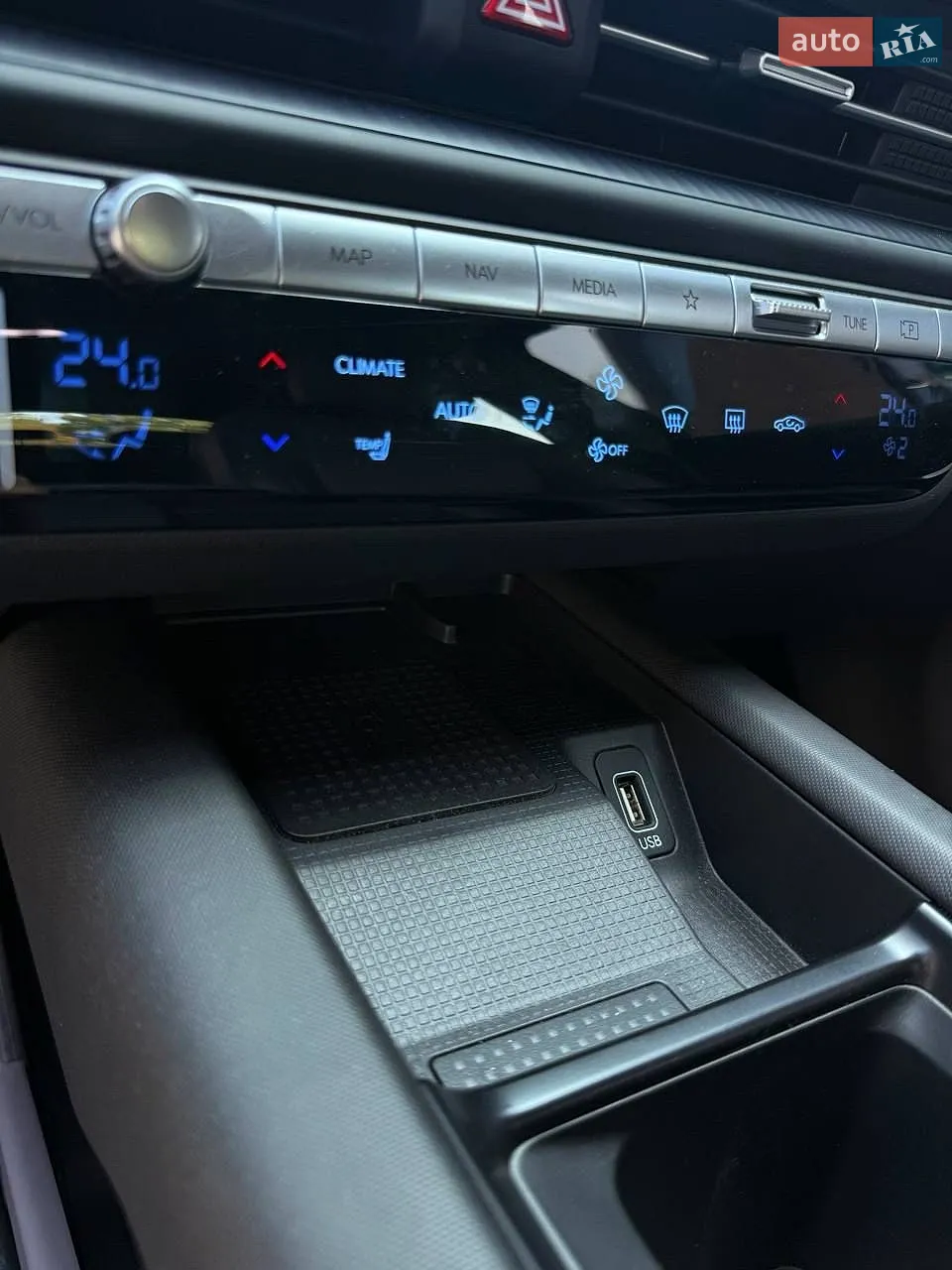 2024 Hyundai IONIQ - мініатюра 17