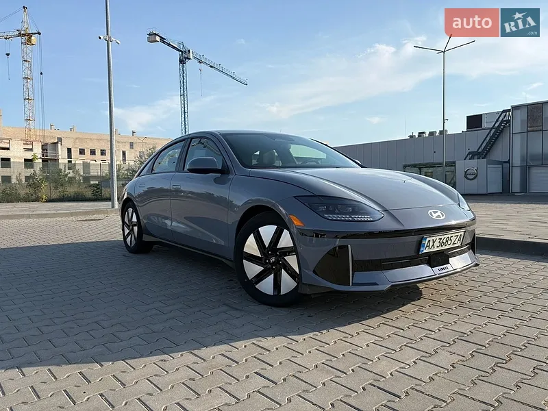 Hyundai Ioniq 6