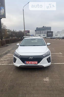 Лифтбек Hyundai Ioniq Electric 2019 в Житомире