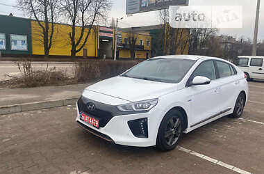 Лифтбек Hyundai Ioniq Electric 2019 в Житомире