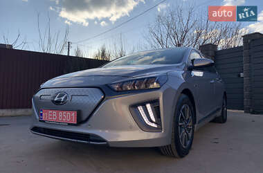 Ліфтбек Hyundai Ioniq Electric 2019 в Прилуках