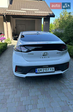 Лифтбек Hyundai Ioniq Electric 2020 в Виннице