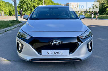 Лифтбек Hyundai Ioniq Electric 2018 в Ровно