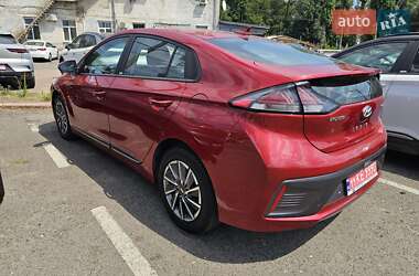 Лифтбек Hyundai Ioniq Electric 2021 в Киеве