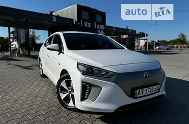 Лифтбек Hyundai Ioniq Electric 2017 в Коломые