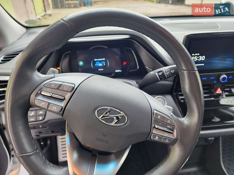 Лифтбек Hyundai Ioniq Electric 2019 в Нововолынске