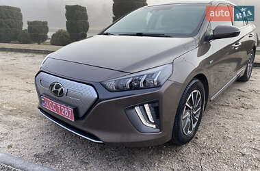 Лифтбек Hyundai Ioniq Electric 2019 в Днепре