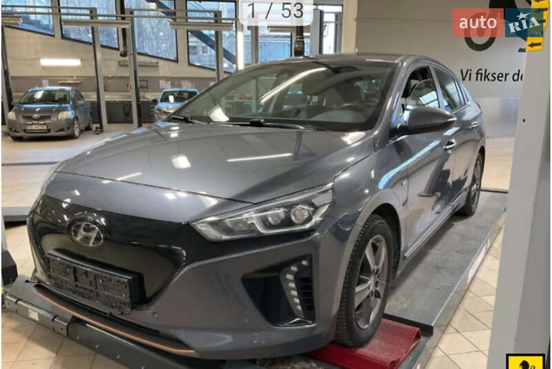 Лифтбек Hyundai Ioniq Electric 2019 в Житомире