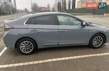 Лифтбек Hyundai Ioniq Electric 2019 в Волочиске