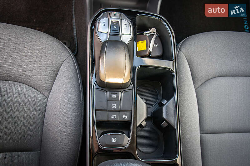 Лифтбек Hyundai Ioniq Electric 2021 в Житомире