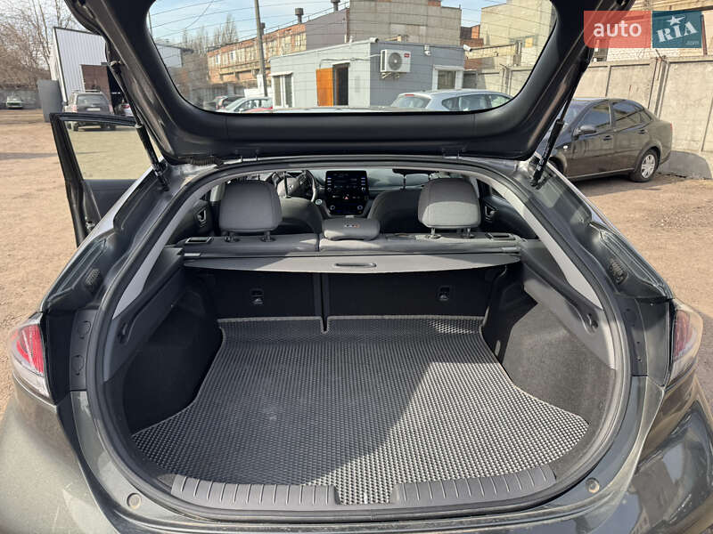 Лифтбек Hyundai Ioniq Electric 2021 в Чернигове