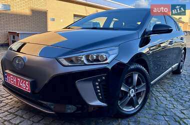 Ліфтбек Hyundai Ioniq Electric 2017 в 