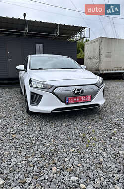 Лифтбек Hyundai Ioniq Electric 2020 в 