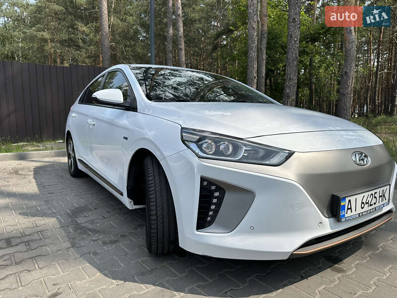 Ліфтбек Hyundai Ioniq Electric 2018 в Києві