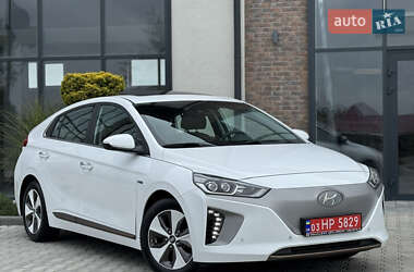 Лифтбек Hyundai Ioniq Electric 2018 в Тернополе