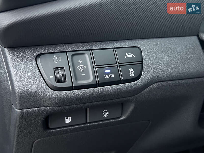 Лифтбек Hyundai Ioniq Electric 2019 в Киеве