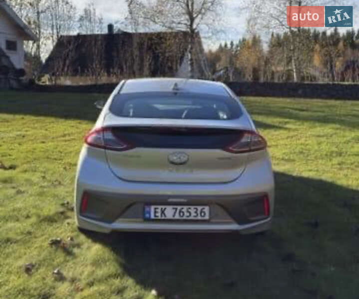 Лифтбек Hyundai Ioniq Electric 2017 в Владимире