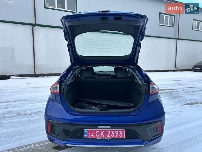 Лифтбек Hyundai Ioniq Electric 2019 в Виннице фото 5 Лифтбек Hyundai Ioniq Electric 2019 в Виннице