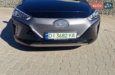Лифтбек Hyundai Ioniq Electric 2017 в Черновцах