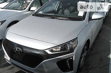 Хэтчбек Hyundai Ioniq 2017 в Киеве