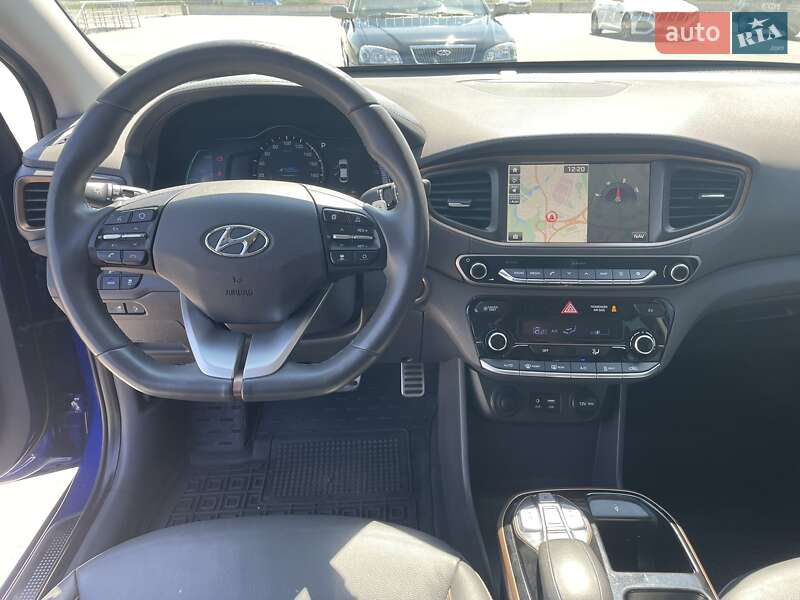 Хэтчбек Hyundai Ioniq 2019 в Киеве