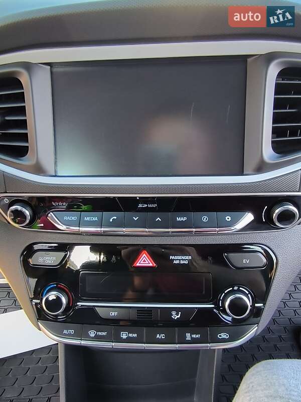 Ліфтбек Hyundai Ioniq 2019 в Дніпрі