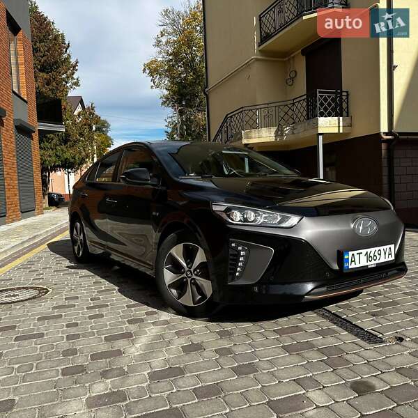 Хетчбек Hyundai Ioniq 2016 в Коломиї