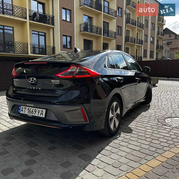 Хетчбек Hyundai Ioniq 2016 в Коломиї