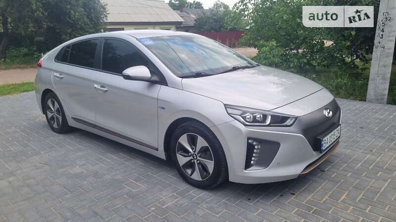 Лифтбек Hyundai Ioniq 2019 в Кропивницком