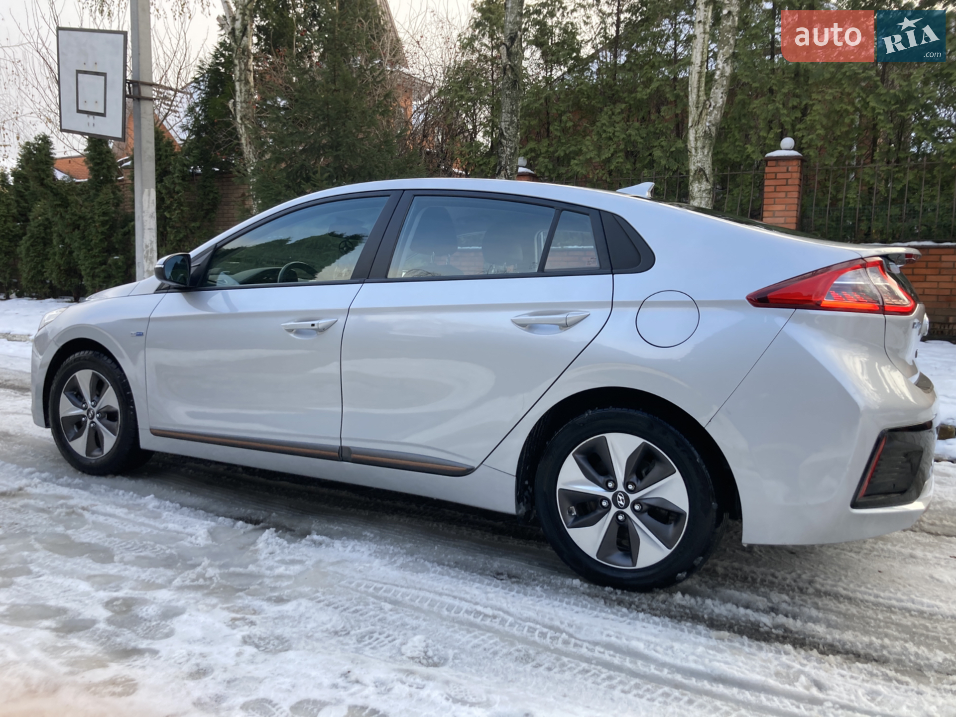 2019 Hyundai IONIQ - мініатюра 10