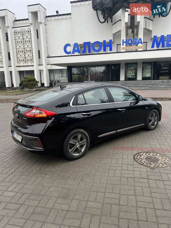 Хетчбек Hyundai Ioniq 2017 в Тернополі
