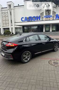 Хэтчбек Hyundai Ioniq 2017 в Тернополе