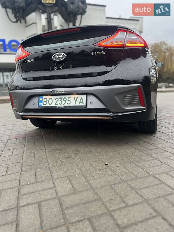 Хетчбек Hyundai Ioniq 2017 в Тернополі
