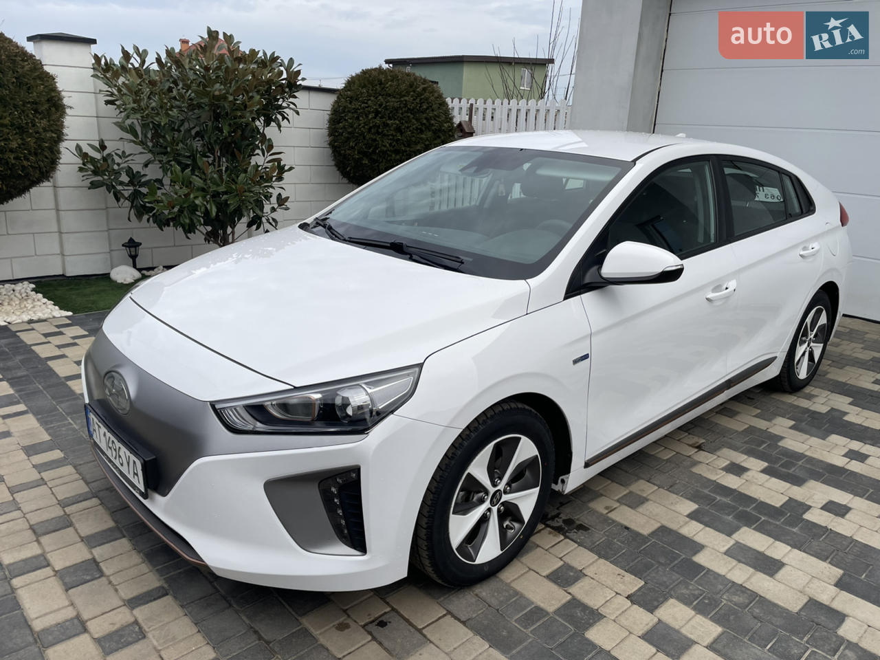 2017 Hyundai IONIQ - мініатюра 21
