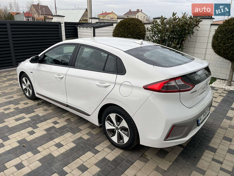 Хетчбек Hyundai Ioniq 2017 в Одесі