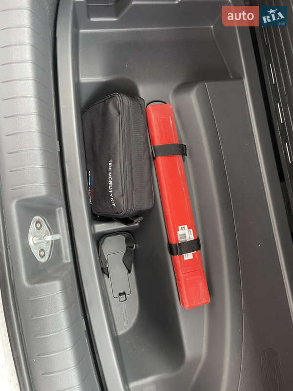 Хетчбек Hyundai Ioniq 2017 в Одесі