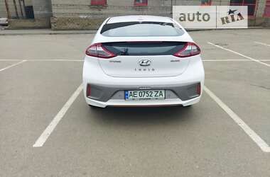 Хэтчбек Hyundai Ioniq 2018 в Днепре