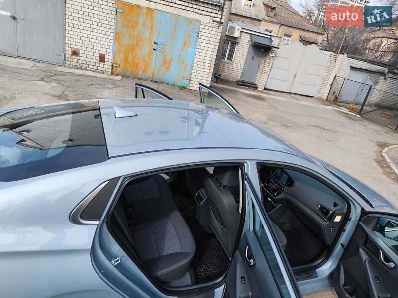 Хэтчбек Hyundai Ioniq 2017 в Днепре