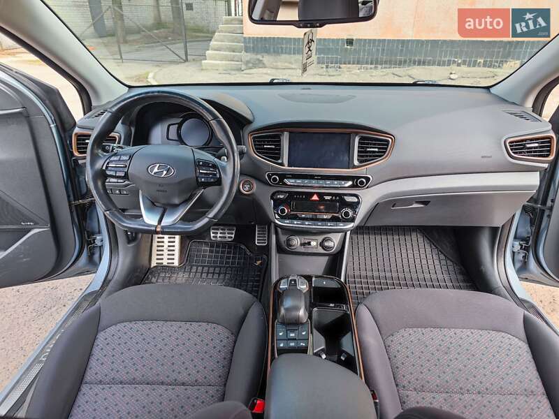 Хэтчбек Hyundai Ioniq 2017 в Днепре
