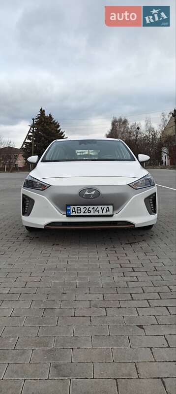 Хетчбек Hyundai Ioniq 2017 в Бершаді